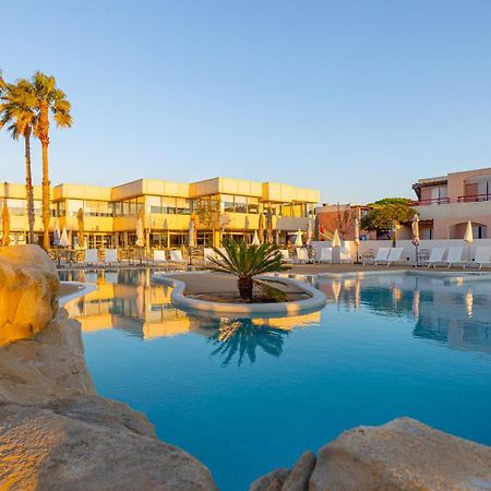 Hotel Club Oustal Del Mar Le Lavandou Exterior photo